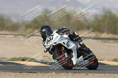 media/Nov-16-2025-Race Pace (Sun) [[8c5fa54630]]/Verified Riders/2-Turn 7 (945am)/